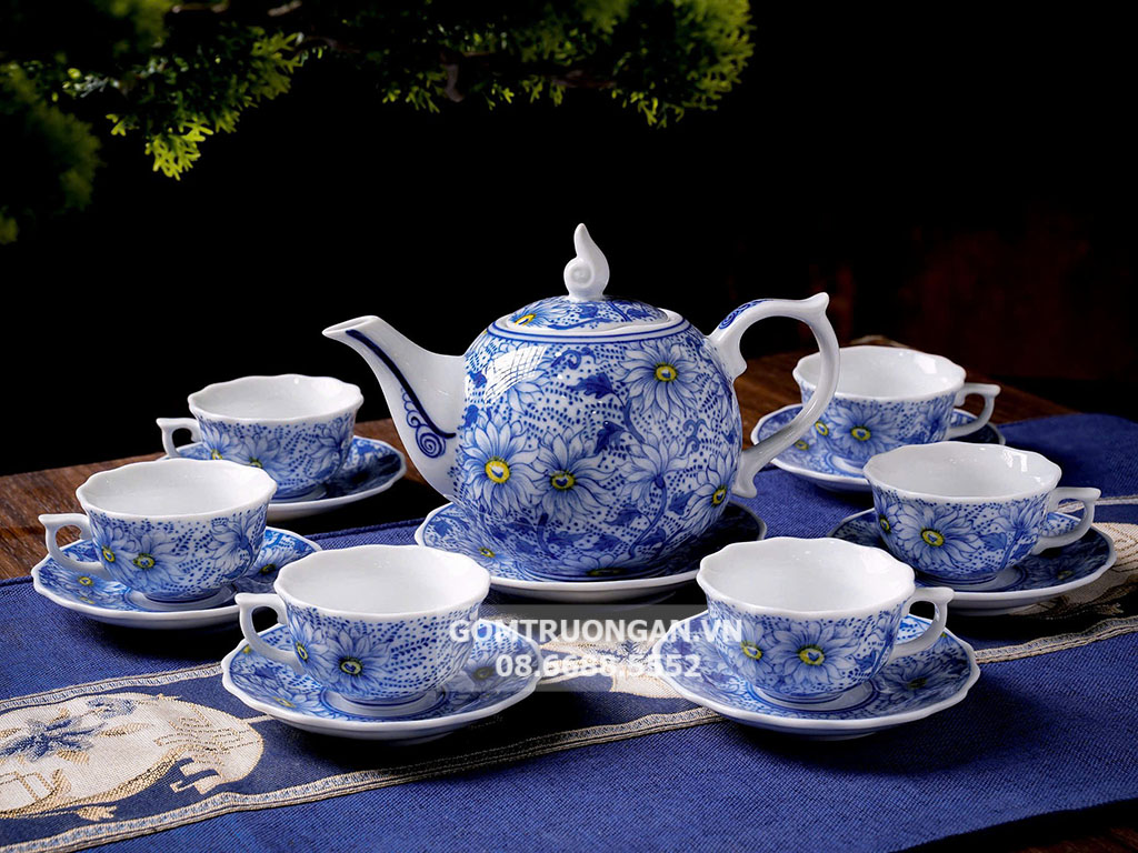 ấm ch&eacute;n b&aacute;t tr&agrave;ng 4