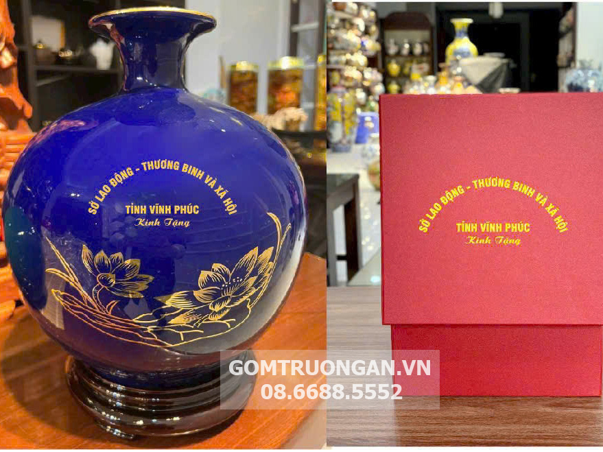 Gi&aacute; b&igrave;nh h&uacute;t t&agrave;i lộc in logo qu&agrave; tặng doanh nghiệp