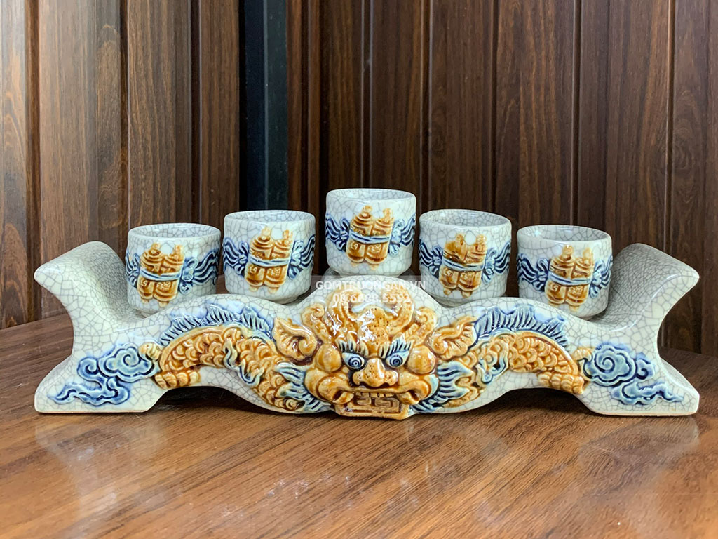 Kỷ ch&eacute;n &ndash; Bộ d&acirc;ng nước thể hiện sự tinh khiết