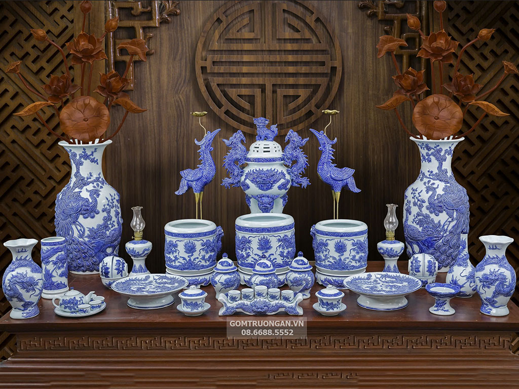 Lưu &yacute; khi mua v&agrave; bảo quản bộ đồ thờ B&aacute;t Tr&agrave;ng