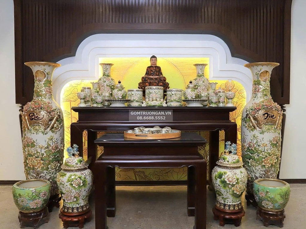 Những điều cần tr&aacute;nh khi trang tr&iacute; b&agrave;n thờ Phật