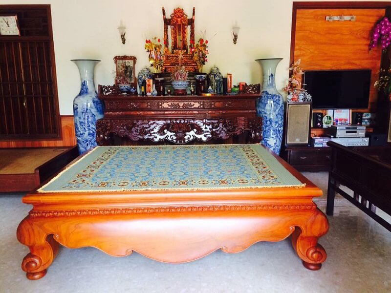 lộc b&igrave;nh đặt ph&ograve;ng kh&aacute;ch