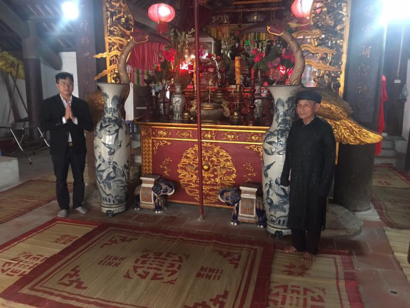 C&aacute;ch đặt lộc b&igrave;nh trong nh&agrave; thờ tổ