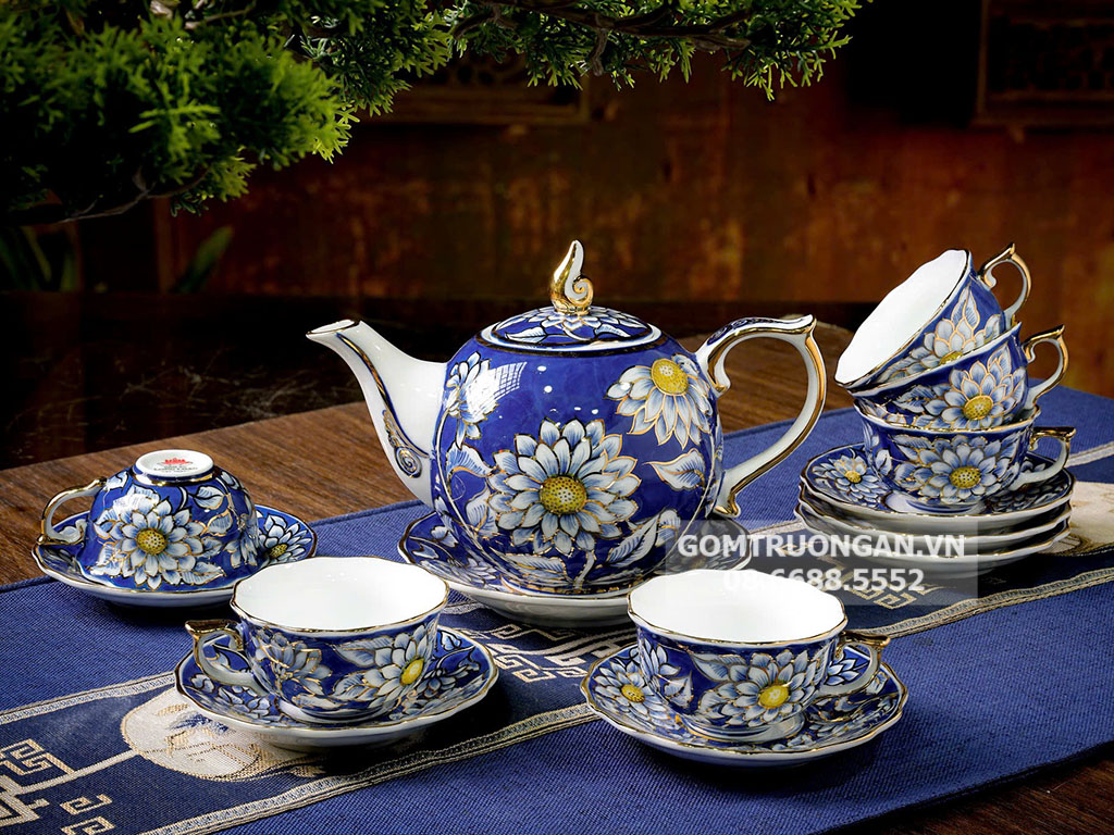 Review thực tế: Bộ ấm chén Bát Tràng và Trung Quốc – Nên chọn loại nào?