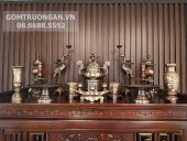 So sánh đồ thờ bằng đồng và đồ thờ bằng sứ: Nên chọn loại nào?