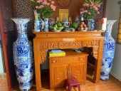 Có nên tặng lọ lộc bình làm quà tân gia không?