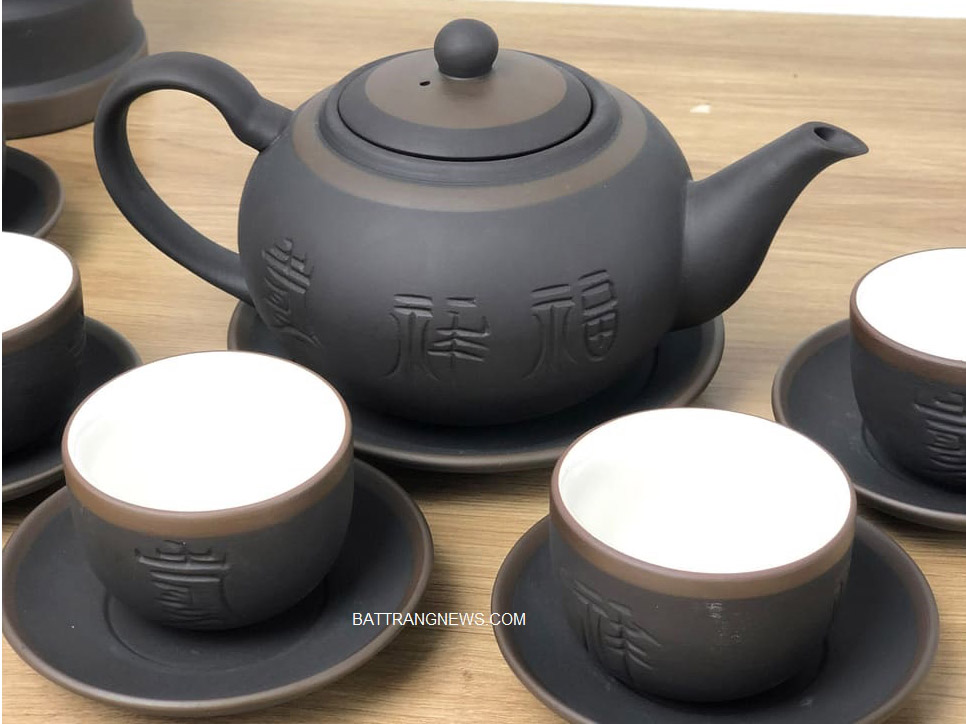 Bộ ấm ch&eacute;n tử sa B&aacute;t Tr&agrave;ng d&aacute;ng tống men đen kẻ chỉ - ấm