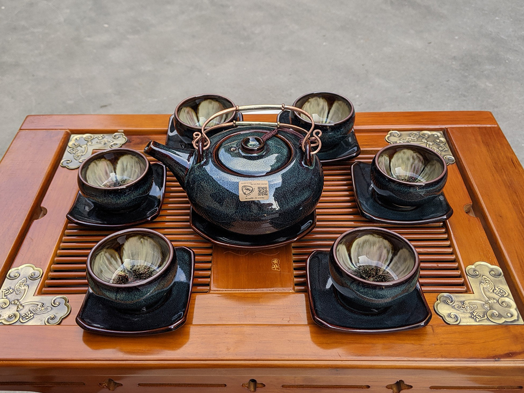 Bộ ấm ch&eacute;n B&aacute;t Tr&agrave;ng men hỏa biến d&aacute;ng Giang T&acirc;y l&ograve;ng ch&eacute;n hoa