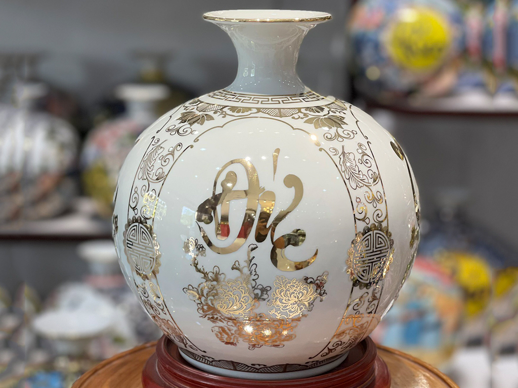 Bình hút lộc màu trắng vẽ vàng Phúc Đức Tài Lộc 25cm 2