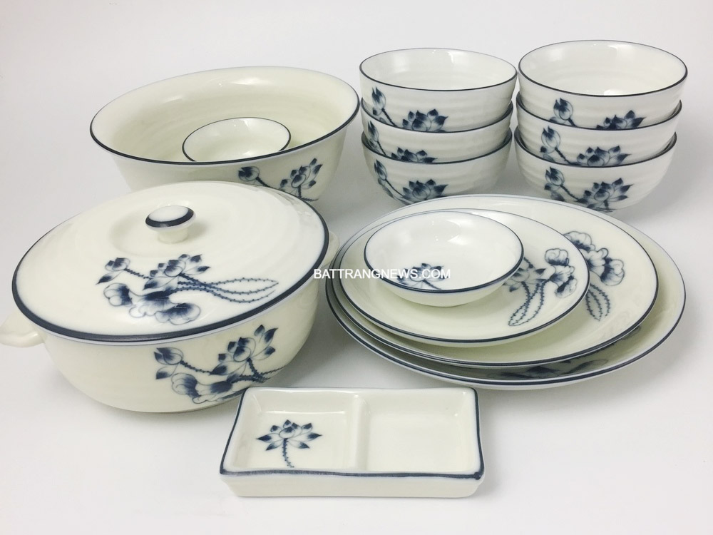Bộ b&aacute;t đĩa Bát Tràng men kem vẽ sen lam - bộ 2