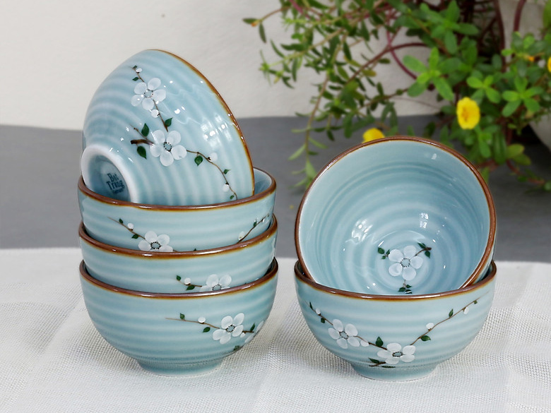 Bộ 6 bát ăn cơm Bát Tràng men kem vẽ hoa anh đào 1