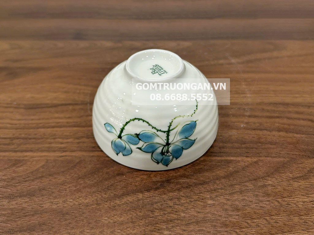 Bộ 6 bát ăn cơm Bát Tràng men kem vẽ hoa sen xanh 4
