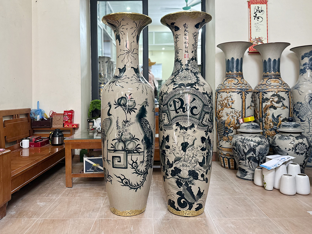 Lọ lộc bình Bát Tràng men rạn bóng Đức Phúc 1m6 bọc đồng 3