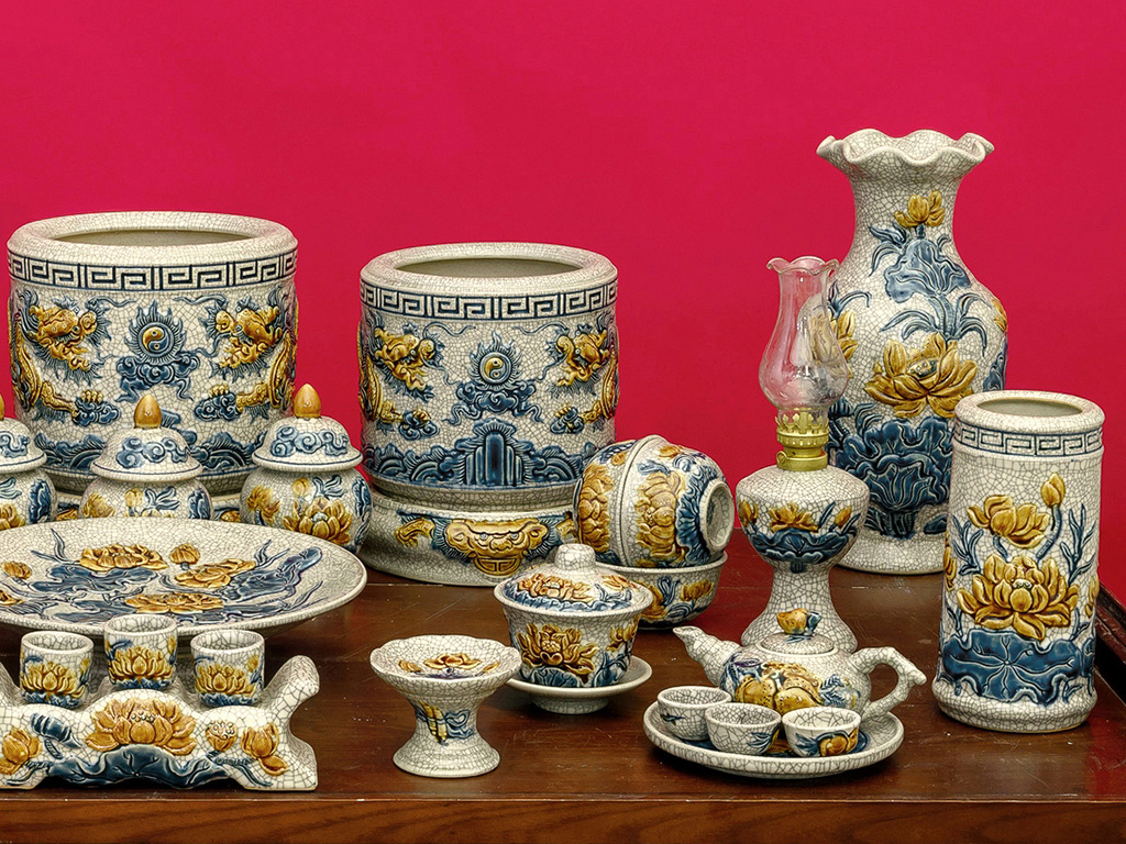 Bộ đồ thờ Bát Tràng Trường Xuân men rạn đắp nổi rồng ban thờ 1m75 4