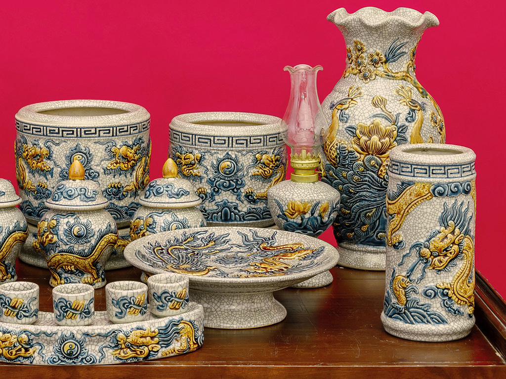 Bộ đồ thờ Bát Tràng Trường Xuân men rạn đắp nổi rồng ban thờ 1m53 4