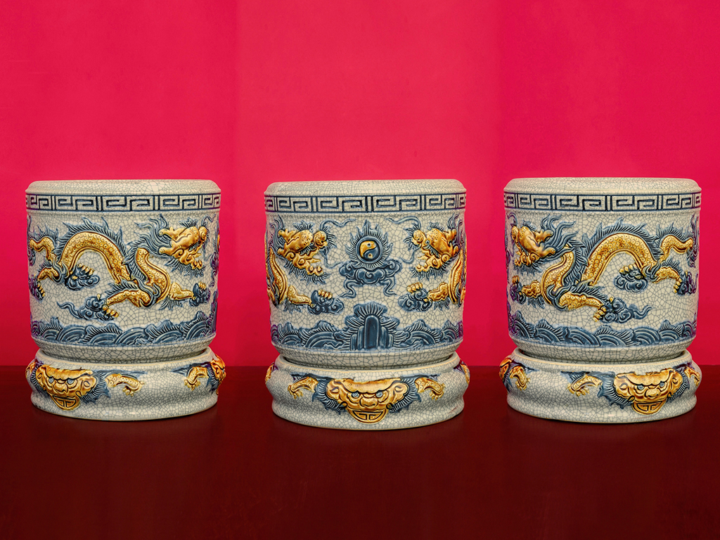 Bộ đồ thờ Bát Tràng Trường Xuân men rạn đắp nổi rồng ban thờ 1m53 5