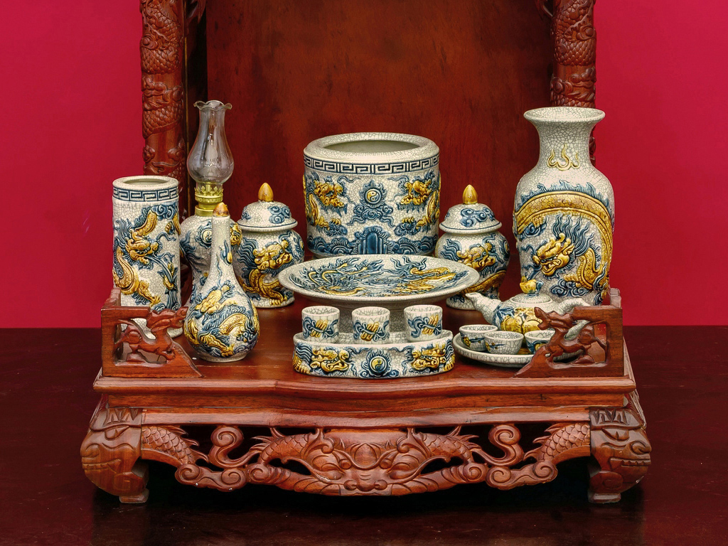 Bộ đồ thờ men rạn Trường Xuân cho ban thờ thần tài 56 2