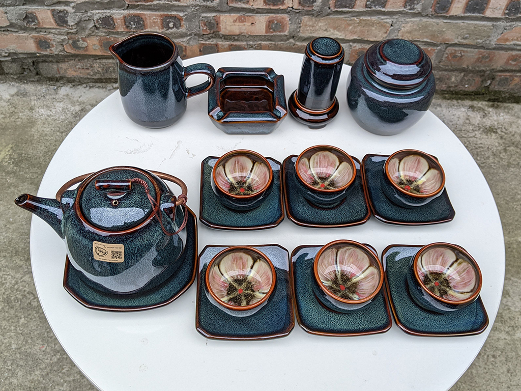 Ấm chén men hỏa biến xanh lòng chén hoa dáng siêu đầy đủ phụ kiện 3