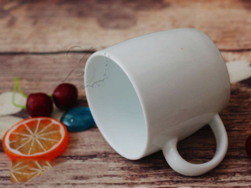 Ly sứ trắng bầu cắt đế - nằm ngang