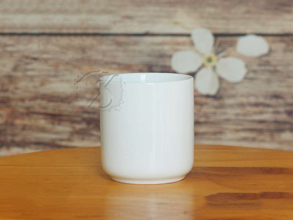 Ly sứ men trắng dáng trụ không quai 2