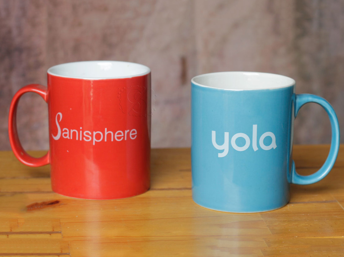 Ly sứ men màu dáng trụ lòng trắng 2