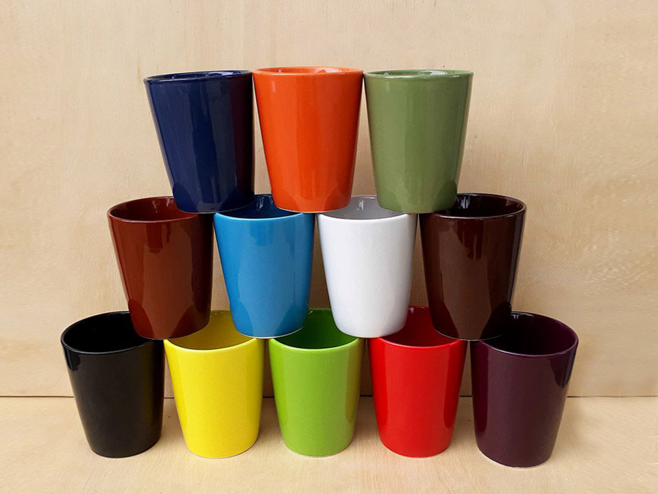 Ly sứ dáng vát không quai đầy đủ các màu 1