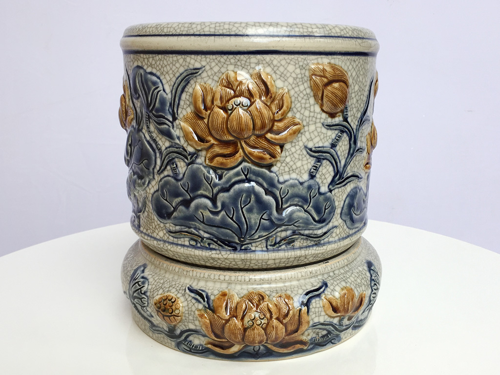 B&aacute;t hương men rạn nổi hoa sen đường k&iacute;nh 20cm - mặt b&ecirc;n tr&aacute;i