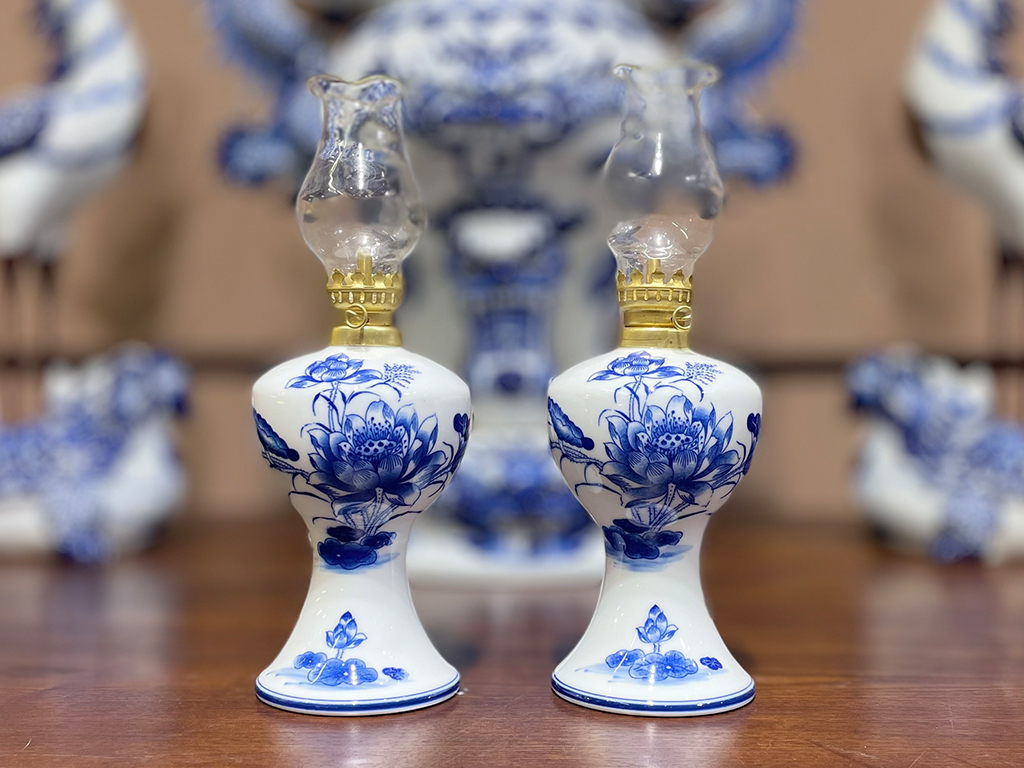 Đèn dầu thờ men lam Vạn Phúc Trường An Aladin 2