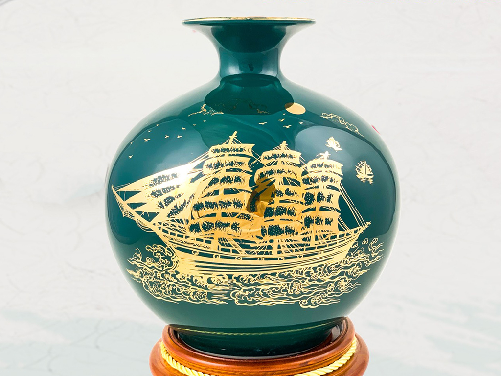 Bình hút lộc màu xanh mallard vẽ vàng Thuận Buồm Xuôi Gió 1