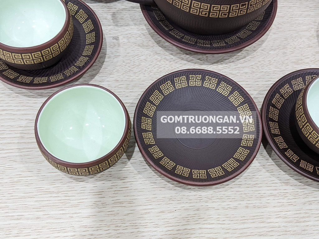 Ấm chén tử sa ghanh nâu chữ Vạn 5