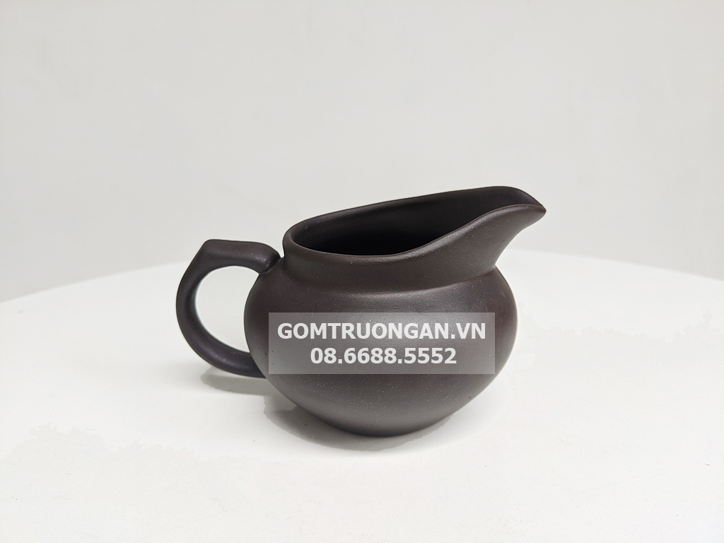 Chén tống tử sa pha trà màu đen 1