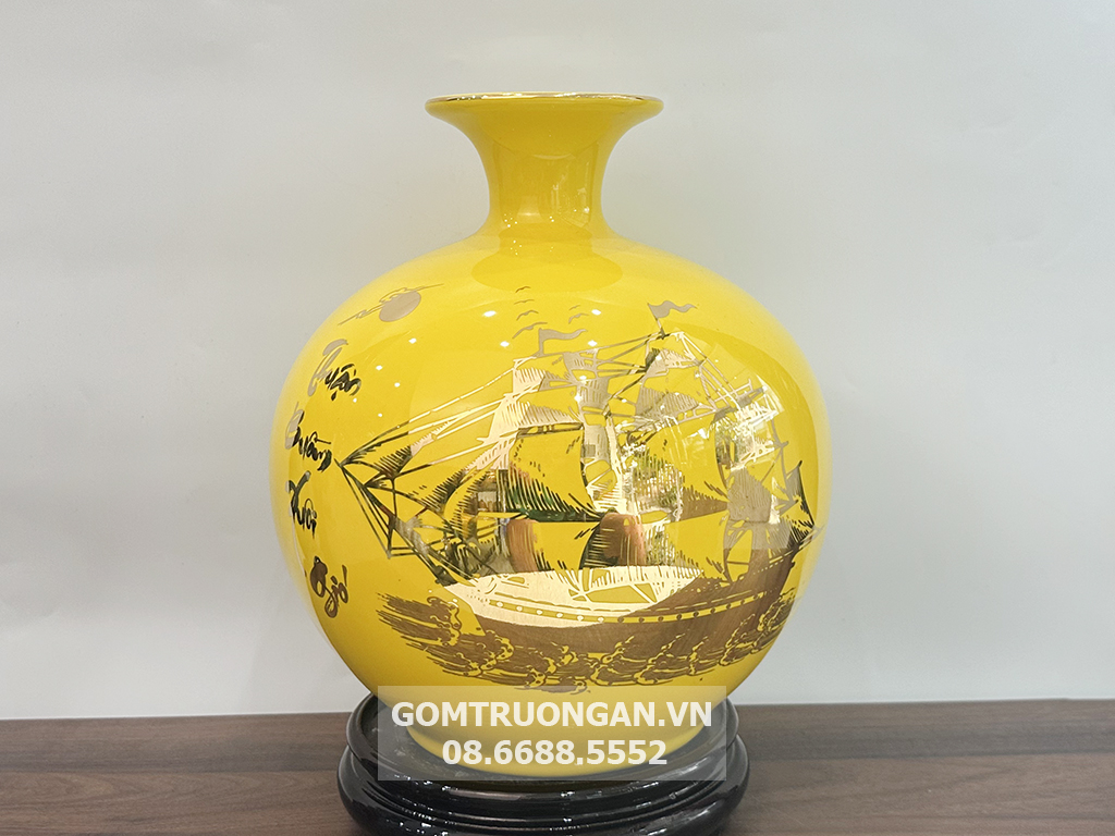 B&igrave;nh h&uacute;t t&agrave;i lộc hợp mệnh Kim