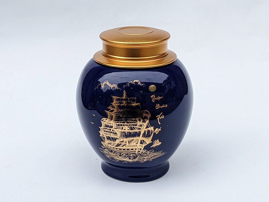 Hộp đựng chè xanh tím vẽ vàng Thuận Buồm Xuôi Gió 1