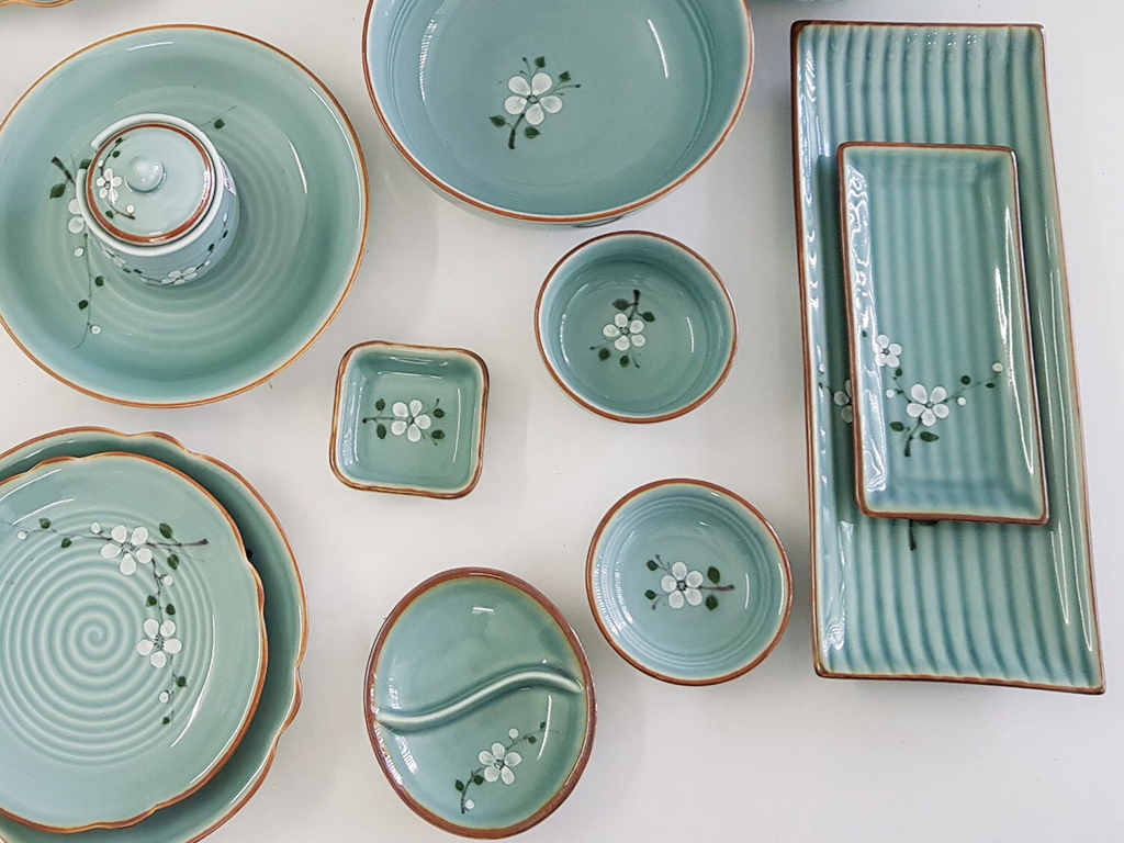 Bộ bát đĩa Bát Tràng men lam ngọc vẽ hoa Anh Đào trắng 24 sản phẩm 5