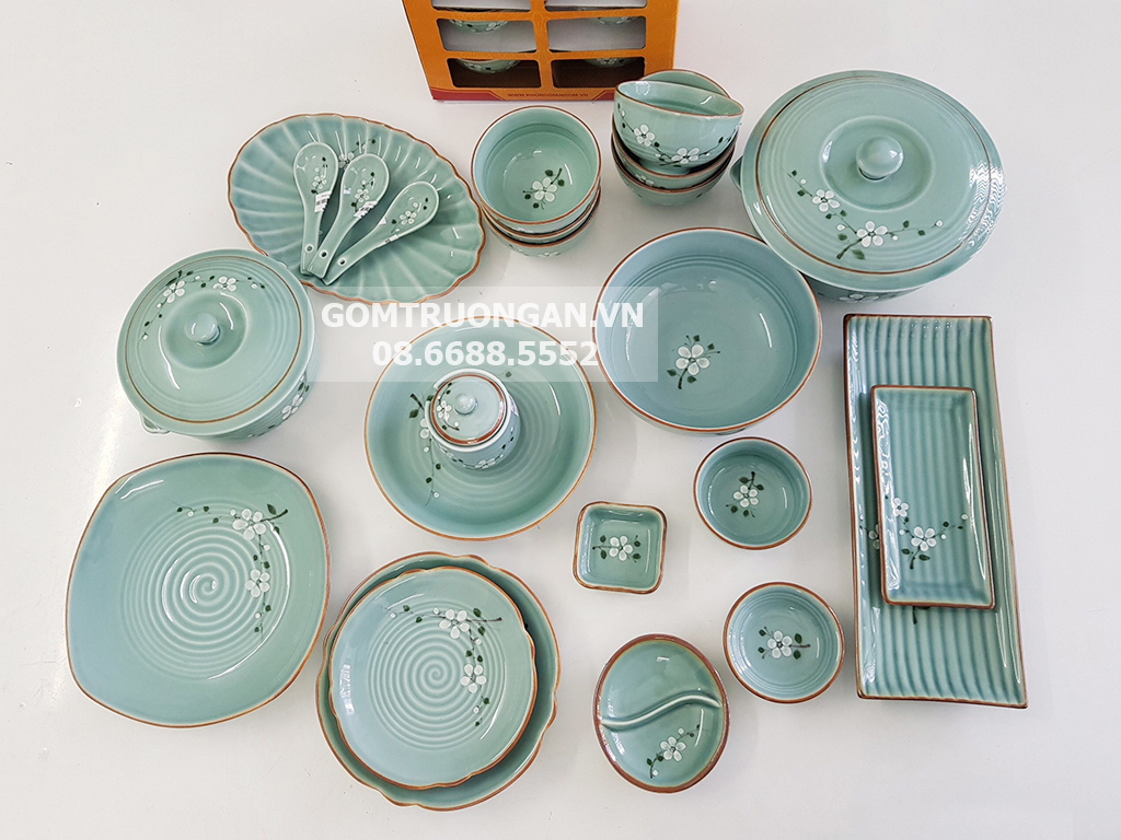 Bộ bát đĩa Bát Tràng men lam ngọc vẽ hoa Anh Đào trắng 24 sản phẩm 1