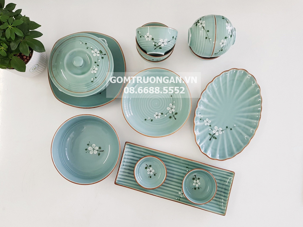 Bộ bát đĩa Bát Tràng men lam ngọc vẽ hoa Anh Đào trắng 14 sản phẩm 1