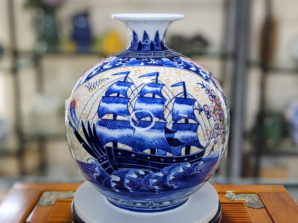 B&igrave;nh h&uacute;t t&agrave;i lộc Thuận Buồm Xu&ocirc;i Gi&oacute; men m&agrave;u