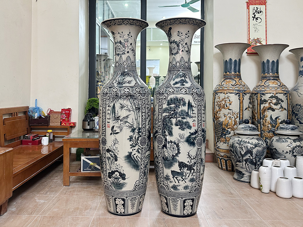 Lọ lộc bình Bát Tràng men chàm Tứ quý vẽ kỹ 1m6 2