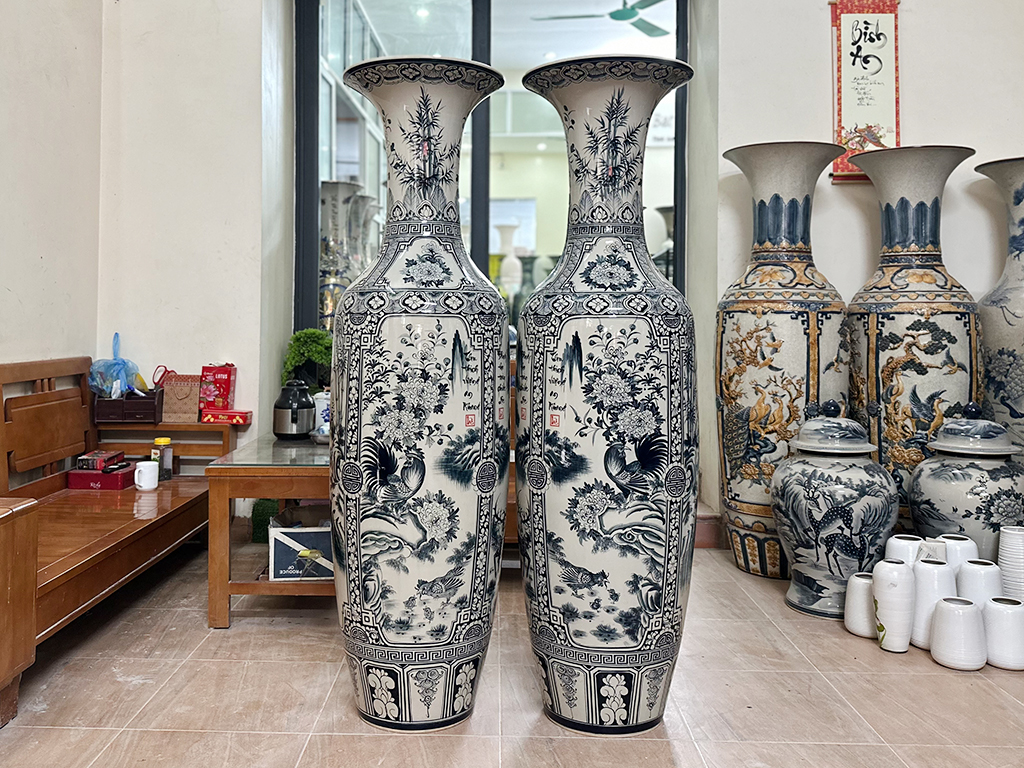 Lọ lộc bình Bát Tràng men chàm Tứ quý vẽ kỹ 1m6 3