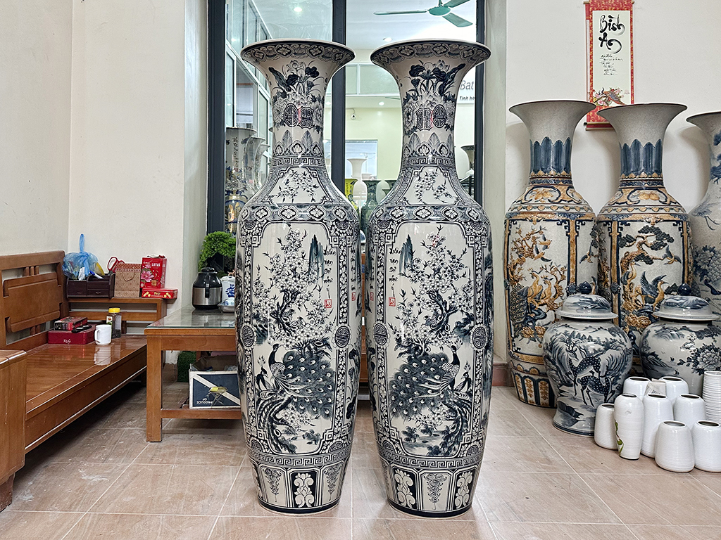 Lọ lộc bình Bát Tràng men chàm Tứ quý vẽ kỹ 1m6 1