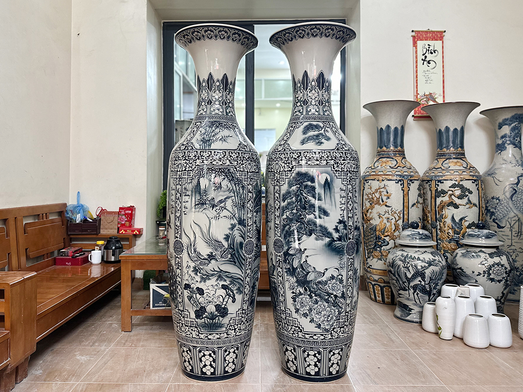 Lọ lộc bình Bát Tràng men chàm Tứ quý vẽ kỹ 1m8 2