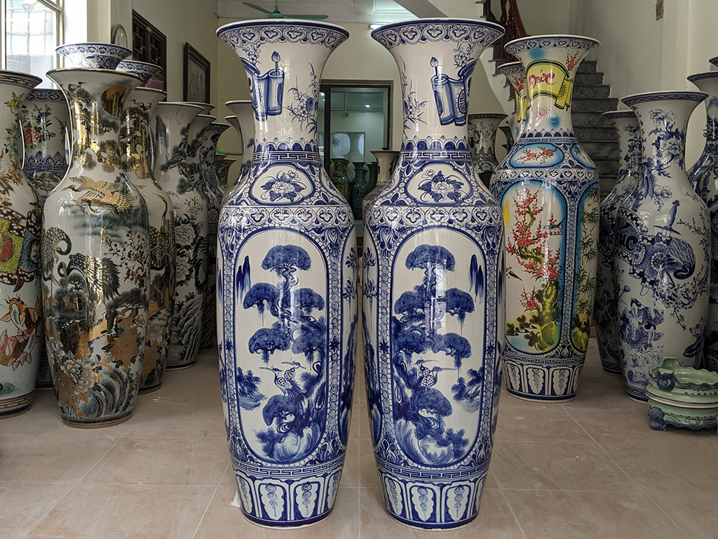 Lọ lộc bình Bát Tràng men lam Tứ quý 1m4 4