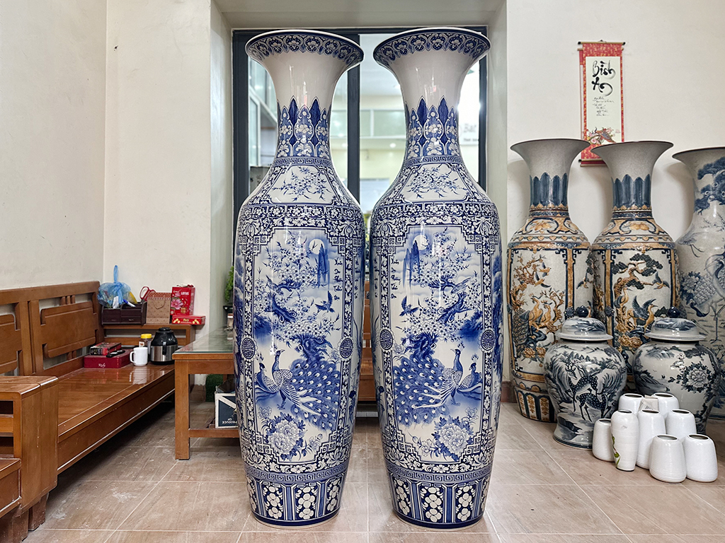 Lọ lộc bình Bát Tràng men lam Tứ quý vẽ kỹ 1m8 1