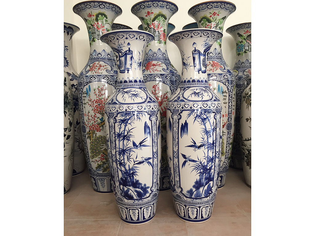 Lọ lộc bình men lam Tứ quý 1m25 2