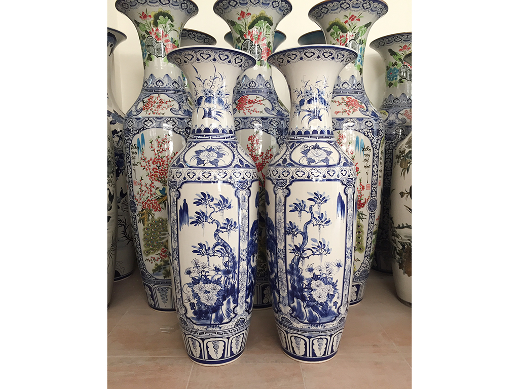 Lọ lộc bình men lam Tứ quý 1m25 3