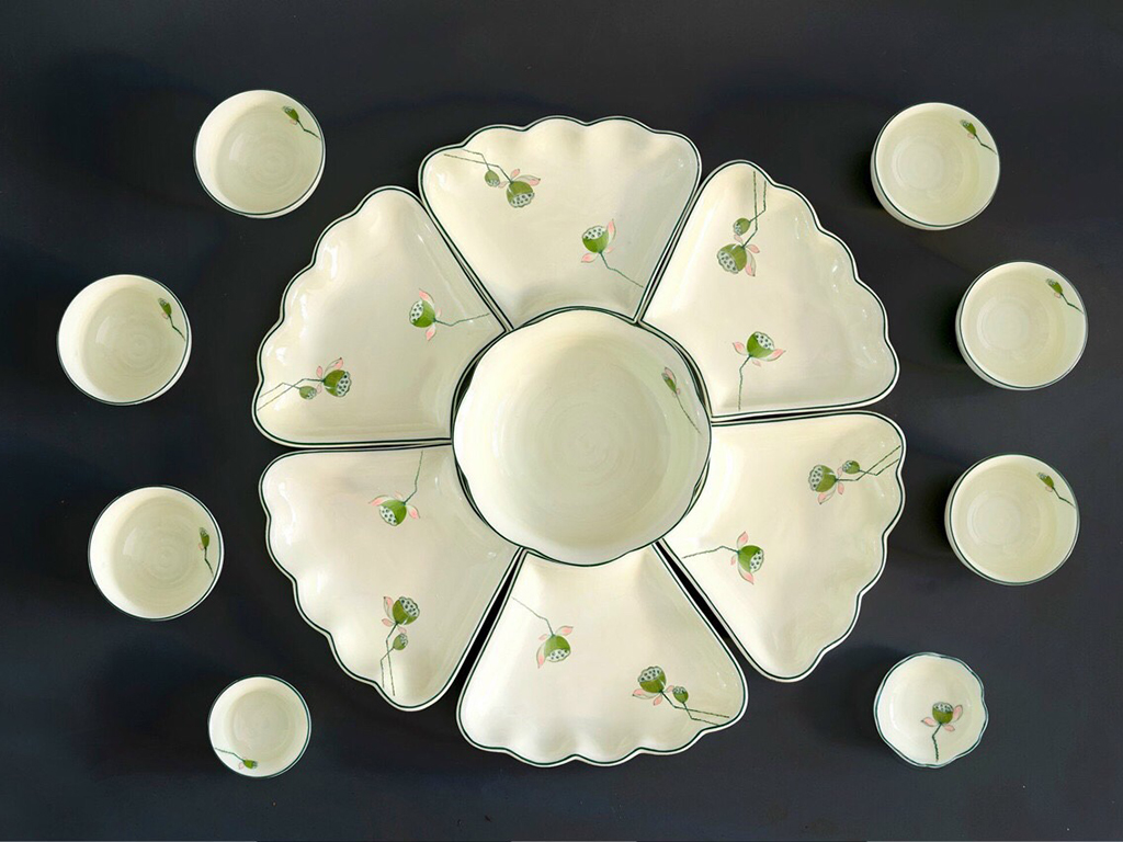 Bộ bát đĩa thờ cúng gia tiên vẽ nhụy sen nhỏ 45cm 1