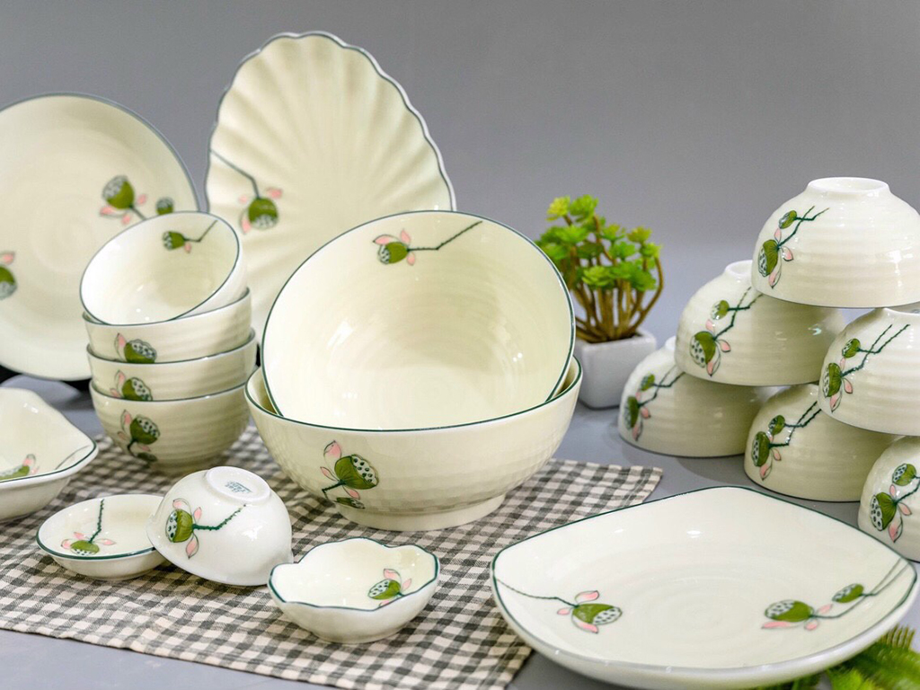 Bộ bát đĩa Bát Tràng vẽ nhụy sen BDNS66 3