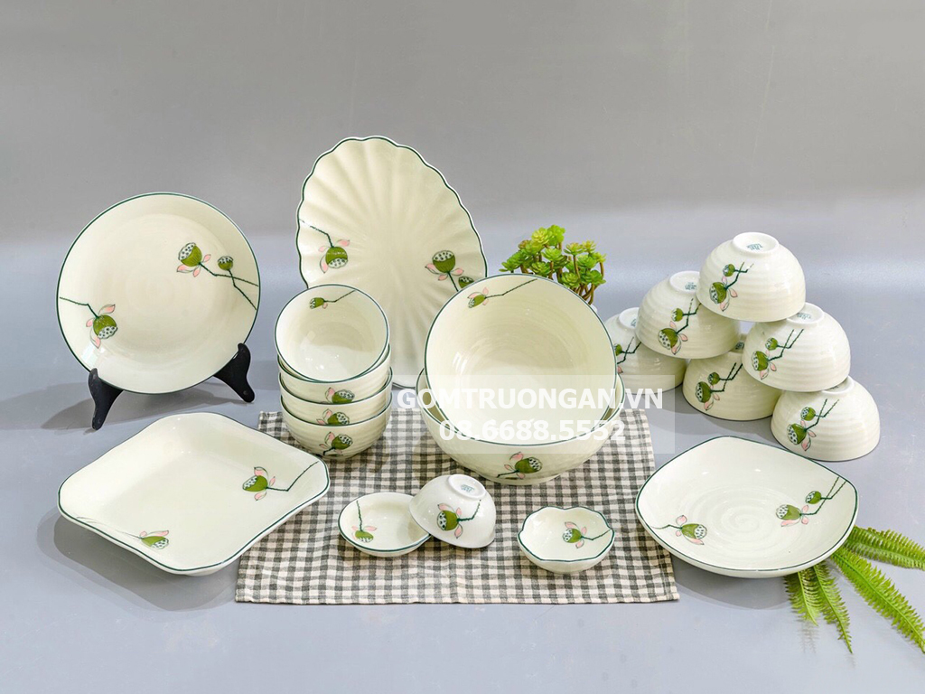 Bộ bát đĩa Bát Tràng vẽ nhụy sen BDNS99 1