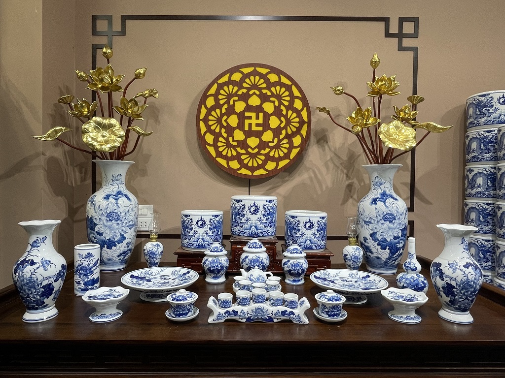 Bộ đồ thờ cúng Bát Tràng men lam Trường An ban thờ 1m97 1