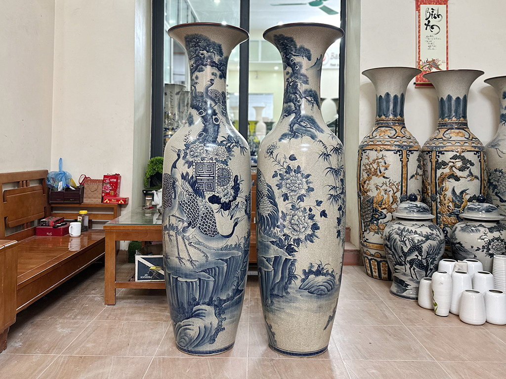 Lọ lộc bình Bát Tràng men rạn vẽ kỹ Tùng Hạc Ngũ Phúc 1m6 3